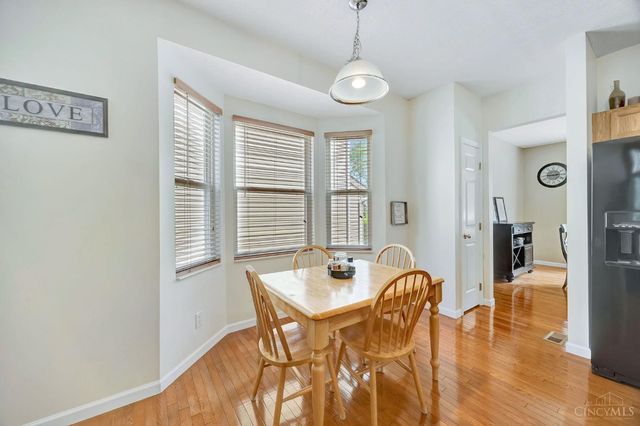 2348 Oaktree Place, Cincinnati, OH 45238