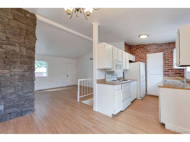 3984 S Pitkin Way, Aurora, CO 80013