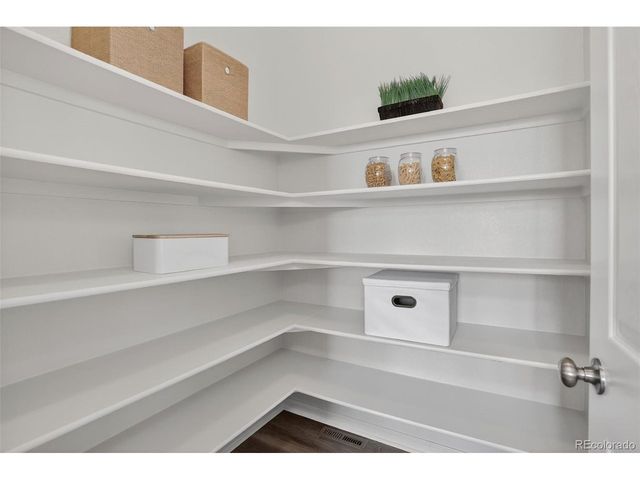 4017 Frederick Cir, Longmont, CO 80503