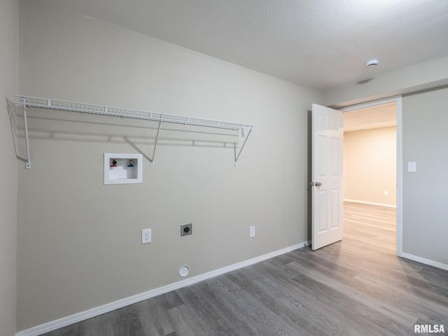 7711 LINDEN Lane, Delavan, IL 61734