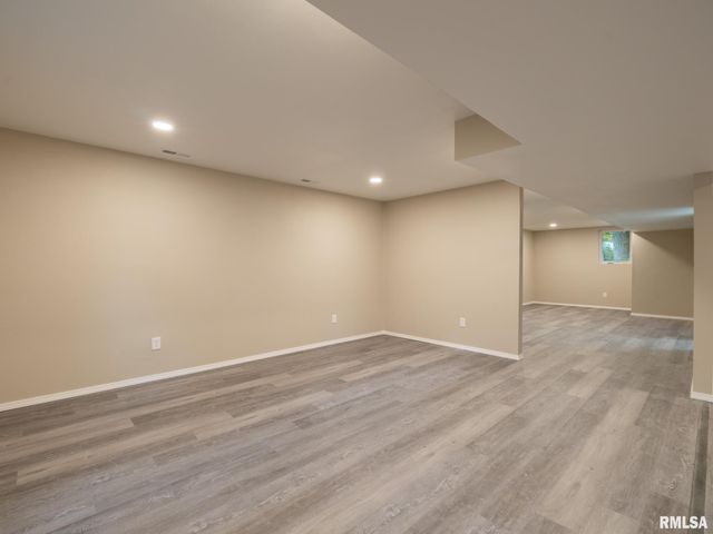 7711 LINDEN Lane, Delavan, IL 61734