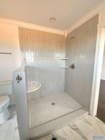425 Cloverleaf Drive, Athens, AL 35611