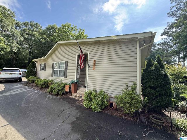 7093 US HIGHWAY 11, Springville, AL 35146