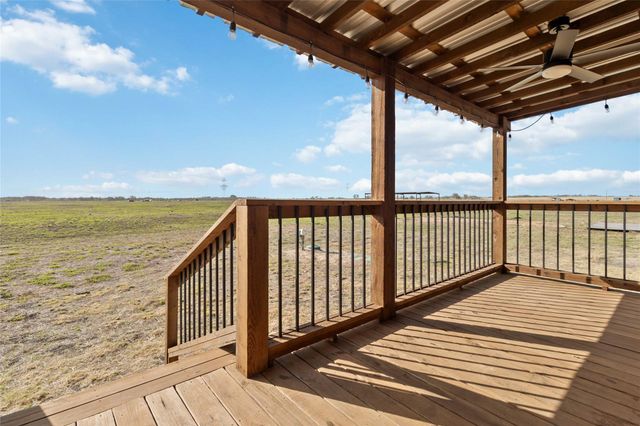 1591 Scull RD, Martindale, TX 78666