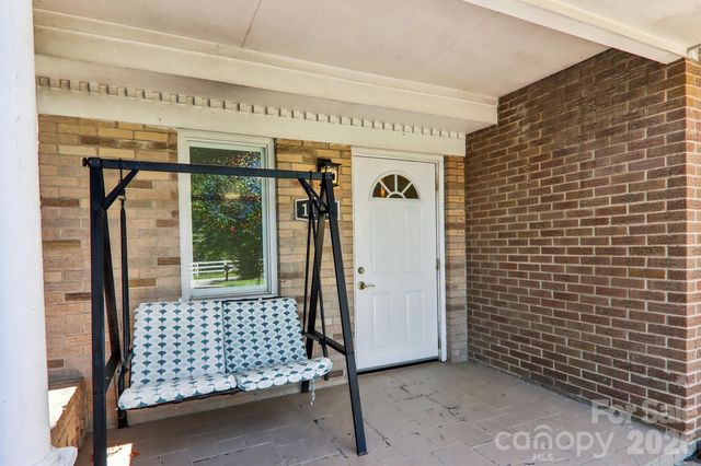 1153 Airport Road, Flat Rock, NC 28731