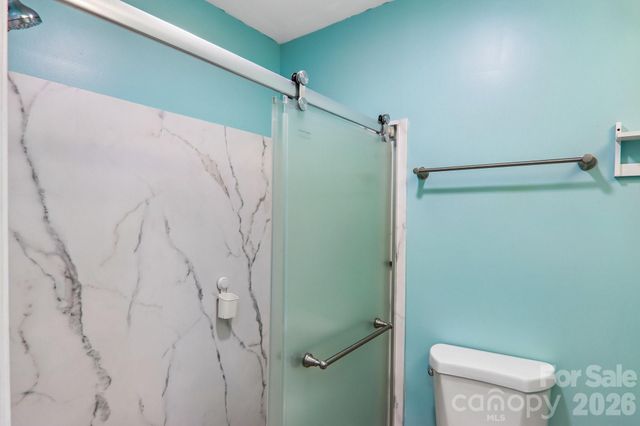 1153 Airport Road, Flat Rock, NC 28731