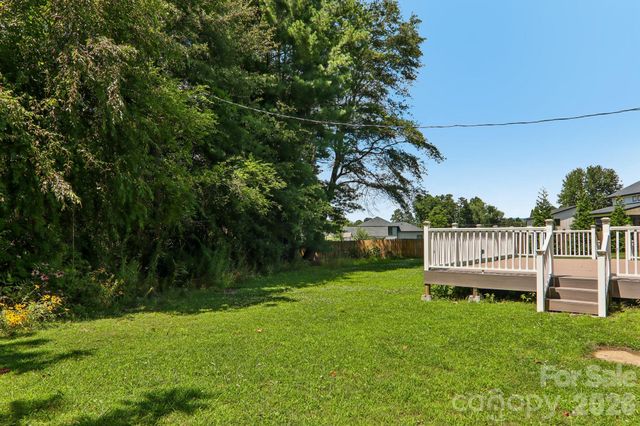 1153 Airport Road, Flat Rock, NC 28731