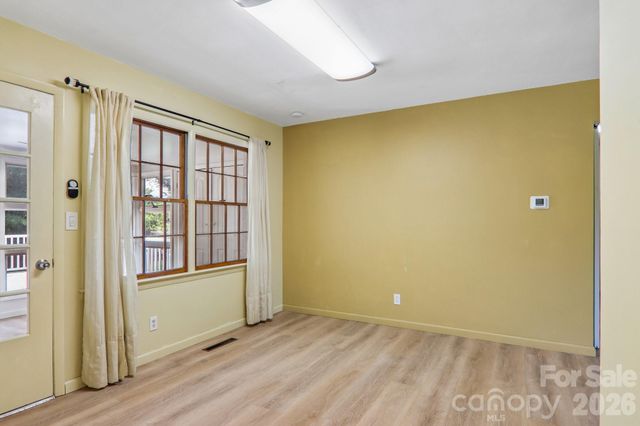 1153 Airport Road, Flat Rock, NC 28731