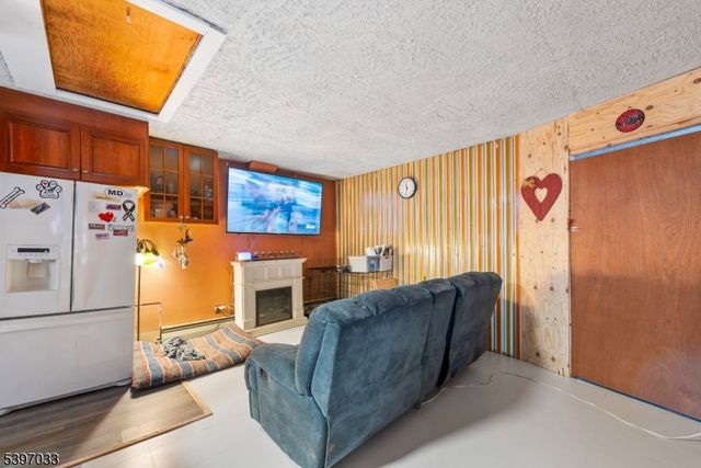 43 Meyers Rd, Sandyston Twp., NJ 07827