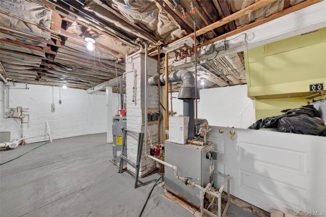 13 Poplar Street, Newburgh, NY 12550