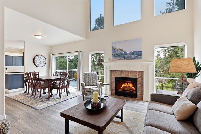 8704 E Parkside Ln, Spokane, WA 99217