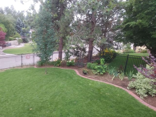 8704 E Parkside Ln, Spokane, WA 99217