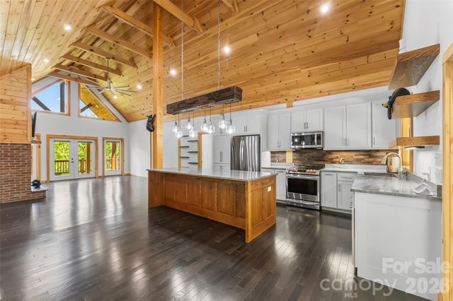 265 Grandview Peaks Drive, Nebo, NC 28761