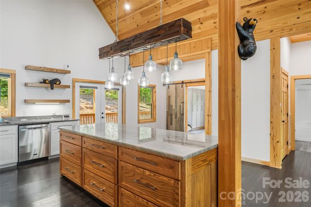 265 Grandview Peaks Drive, Nebo, NC 28761