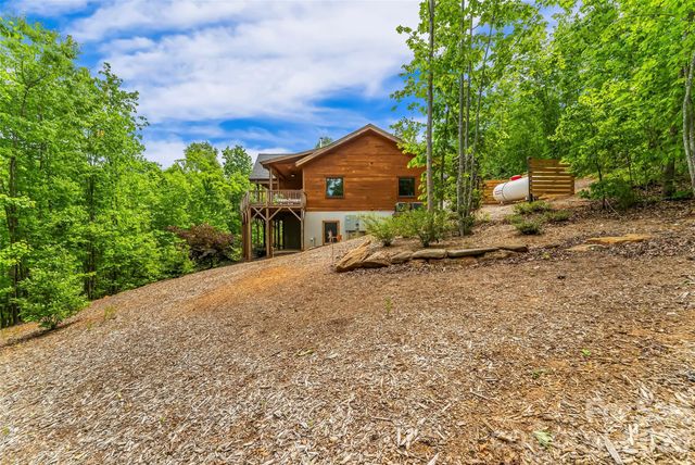 265 Grandview Peaks Drive, Nebo, NC 28761