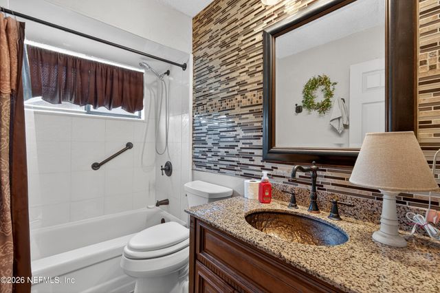 8446 ALLWINE Court, Jacksonville, FL 32244