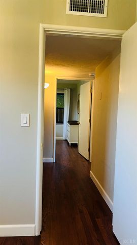 4842 E Simpson Avenue, Fresno, CA 93703