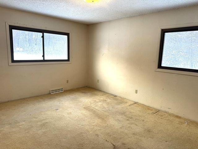 10755 Nyberg Avenue S, Hastings, MN 55033