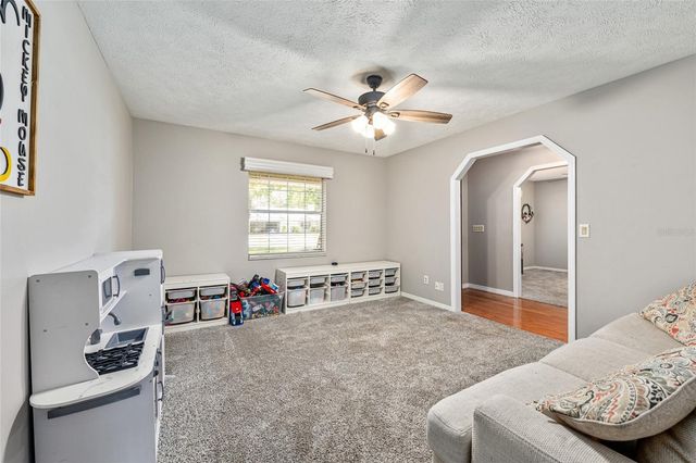 986 SE 57TH AVENUE, Ocala, FL 34480