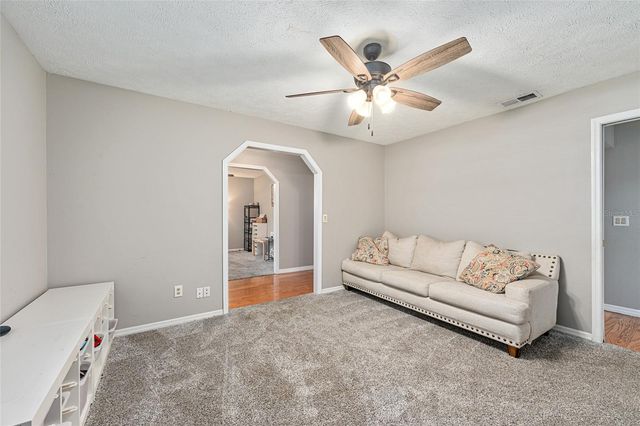 986 SE 57TH AVENUE, Ocala, FL 34480
