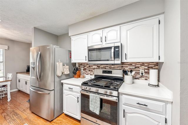 986 SE 57TH AVENUE, Ocala, FL 34480