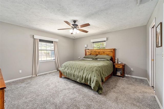 986 SE 57TH AVENUE, Ocala, FL 34480