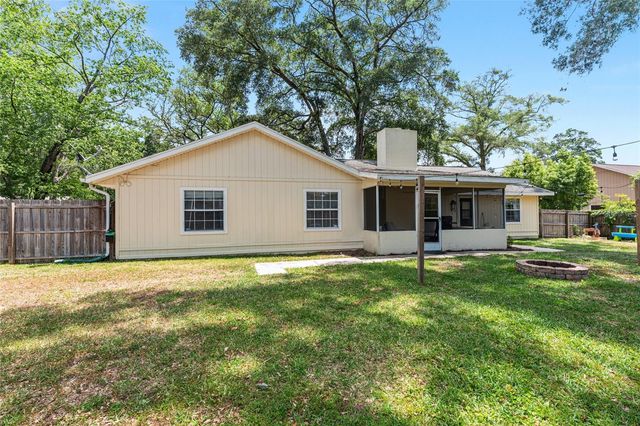 986 SE 57TH AVENUE, Ocala, FL 34480