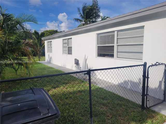 14280 NE 11th Ave, North Miami, FL 33161