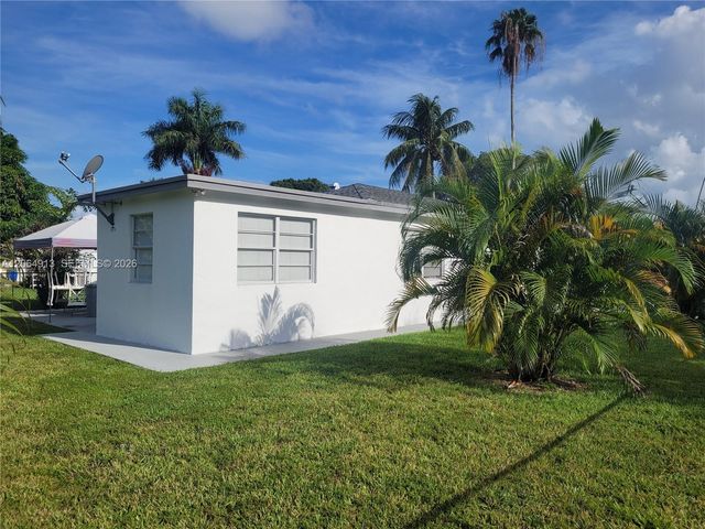 14280 NE 11th Ave, North Miami, FL 33161