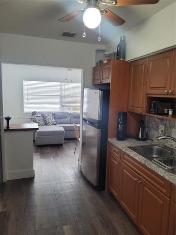 14280 NE 11th Ave, North Miami, FL 33161