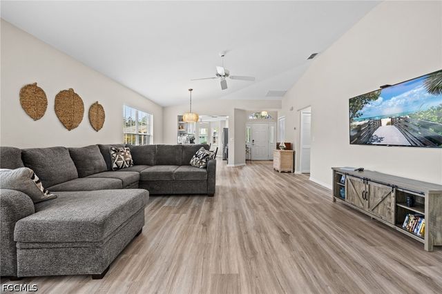 2021 Embarcadero WAY, North Fort Myers, FL 33917