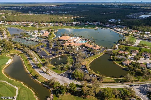 2021 Embarcadero WAY, North Fort Myers, FL 33917