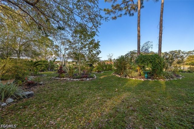 2021 Embarcadero WAY, North Fort Myers, FL 33917