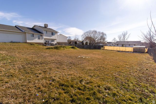 64 N 250 W, Clearfield, UT 84015