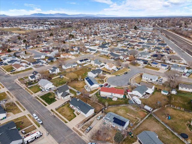 64 N 250 W, Clearfield, UT 84015