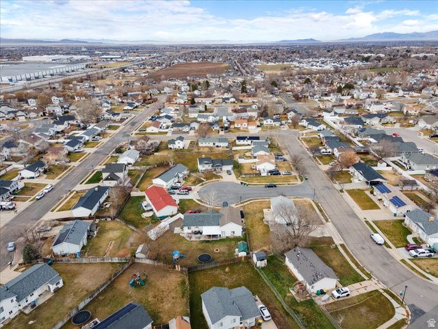 64 N 250 W, Clearfield, UT 84015