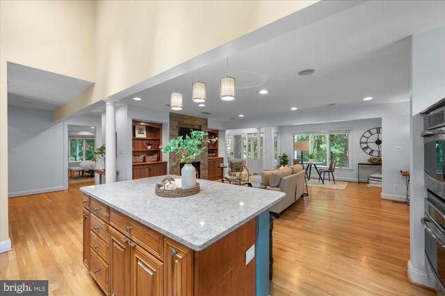 9328 GARDEN CT, Potomac, MD 20854