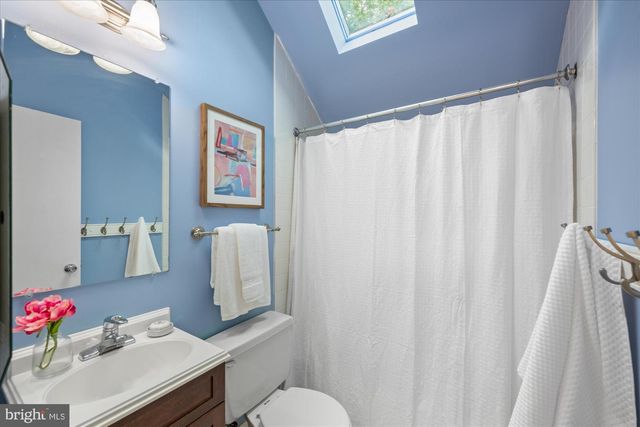 9328 GARDEN CT, Potomac, MD 20854