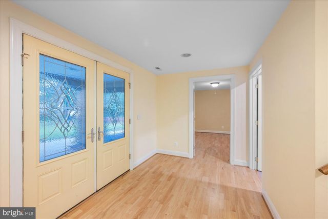 9328 GARDEN CT, Potomac, MD 20854