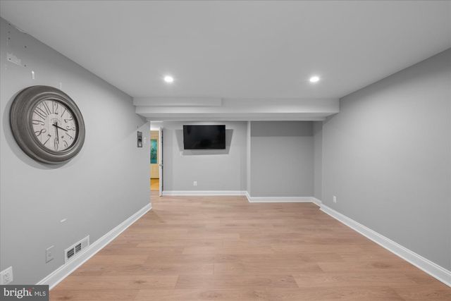9328 GARDEN CT, Potomac, MD 20854