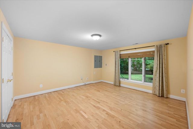 9328 GARDEN CT, Potomac, MD 20854