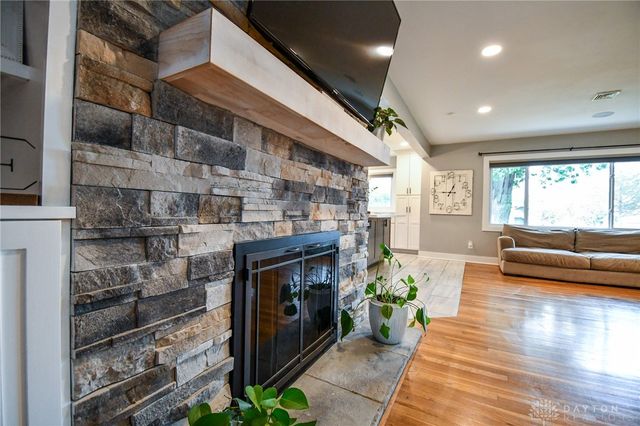 7821 Lois Circle, Miami Twp, OH 45459