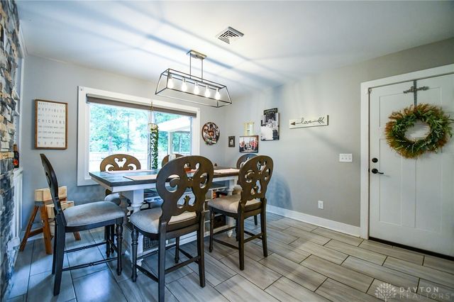 7821 Lois Circle, Miami Twp, OH 45459
