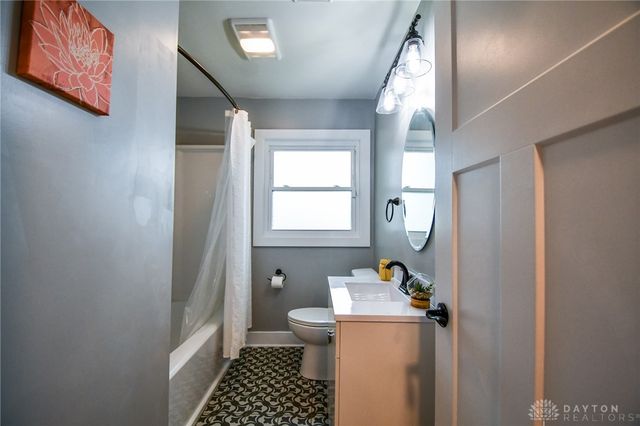 7821 Lois Circle, Miami Twp, OH 45459