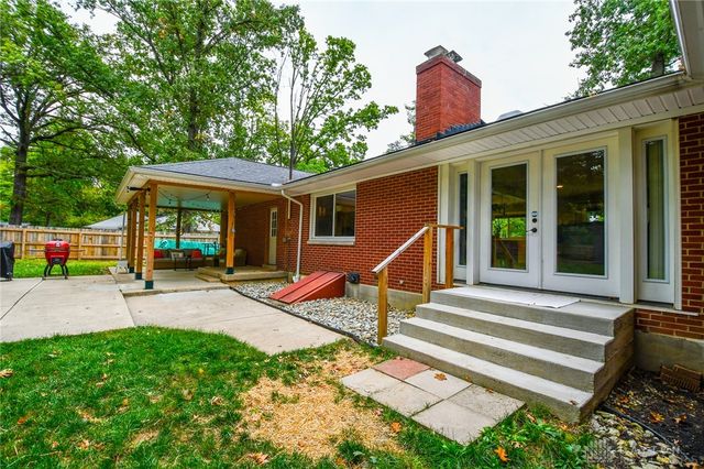 7821 Lois Circle, Miami Twp, OH 45459