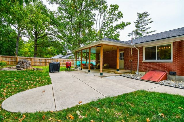 7821 Lois Circle, Miami Twp, OH 45459