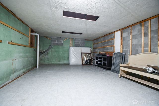 7821 Lois Circle, Miami Twp, OH 45459