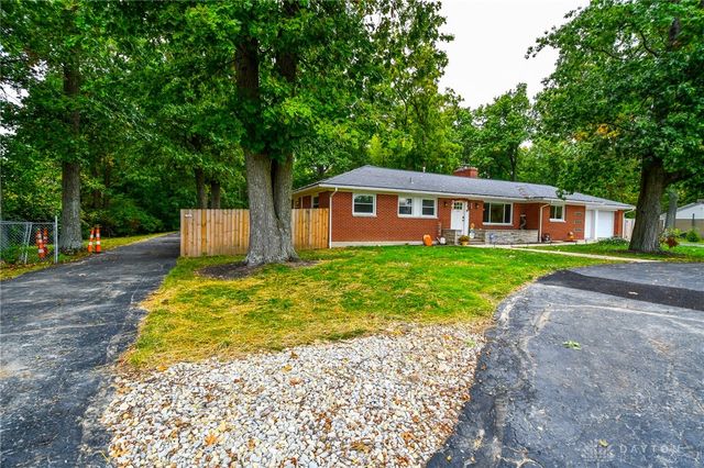 7821 Lois Circle, Miami Twp, OH 45459