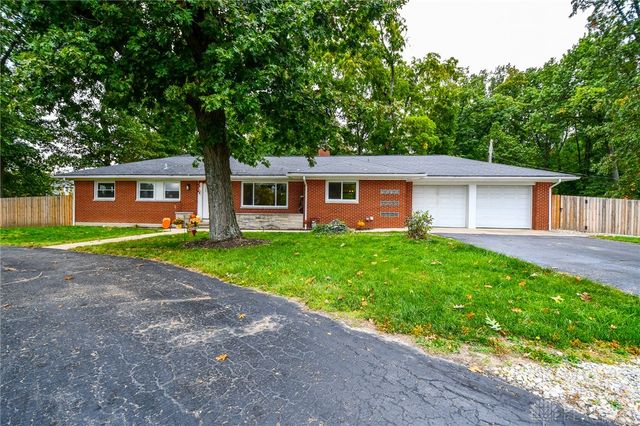 7821 Lois Circle, Miami Twp, OH 45459
