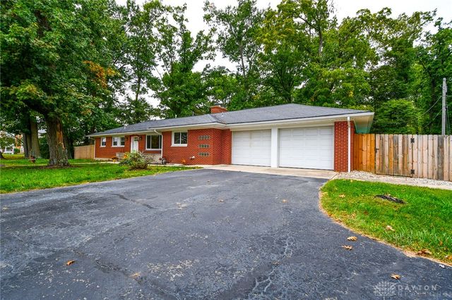 7821 Lois Circle, Miami Twp, OH 45459